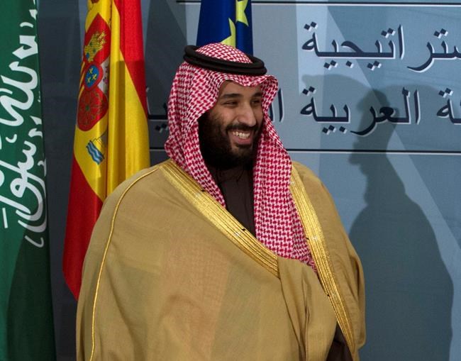 AP FACT CHECK: Trump on migrants, Saudis, Hispanic vote | iNFOnews.ca CP204041934