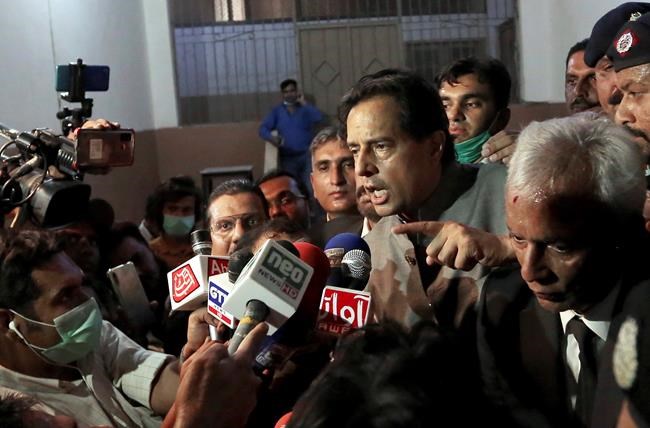 Pakistan army suspends troops for arrest of ex-PM son-in-law | iNFOnews.ca Pakistan army suspends troops for arrest of ex-PM son-in-law | iNFOnews.ca