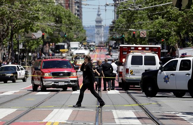 San Francisco police shoot, kill man on Market Street | iNFOnews.ca CP1179629978