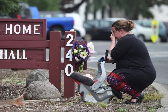 The Latest: Sheriff: No prior reports on vet home shooter | iNFOnews.ca
