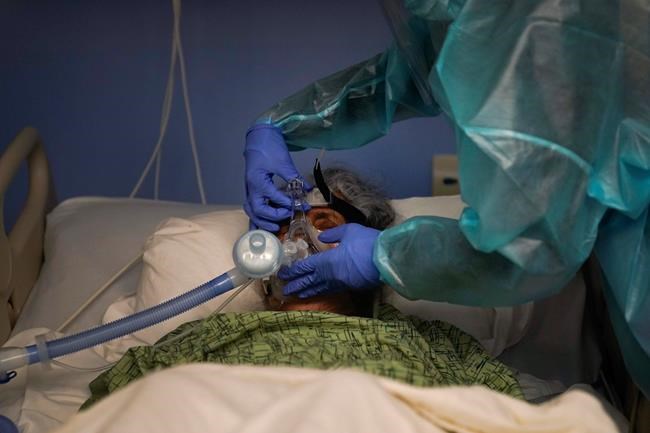 U.S. tops 4,000 daily deaths from coronavirus for 1st time | iNFOnews.ca