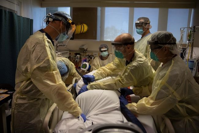 The home front: Virus stalks nurses after they leave work | iNFOnews.ca CP666605158