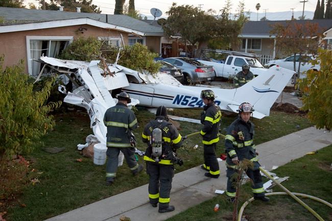 Small plane crashes into home injuring 3 but none on ground | iNFOnews.ca