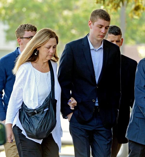 Swimmer started at Stanford amid assault prevention efforts | iNFOnews.ca Swimmer started at Stanford amid assault prevention efforts | iNFOnews.ca