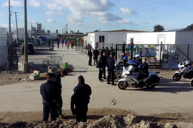 France moves over 1,600 child migrants out of Calais | iNFOnews.ca France moves over 1,600 child migrants out of Calais | iNFOnews.ca