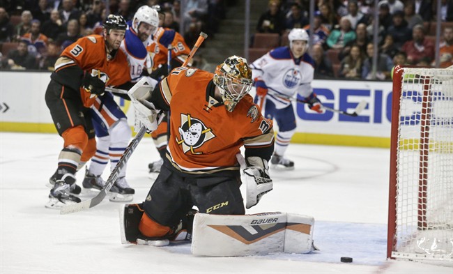 Teddy Purcell scores in OT and Edmonton Oilers rally for 4-3 win over Anaheim Ducks | iNFOnews.ca CP35290641