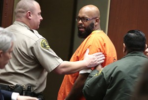 Former rap mogul taken to hospital after court hearing, tells judge he's going blind | iNFOnews.ca CP32118394