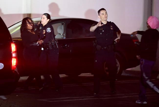 Parolee held in triple killing at California bowling alley | iNFOnews.ca