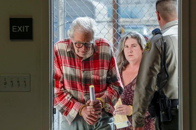 Friends defend California couple charged with child abuse | iNFOnews.ca