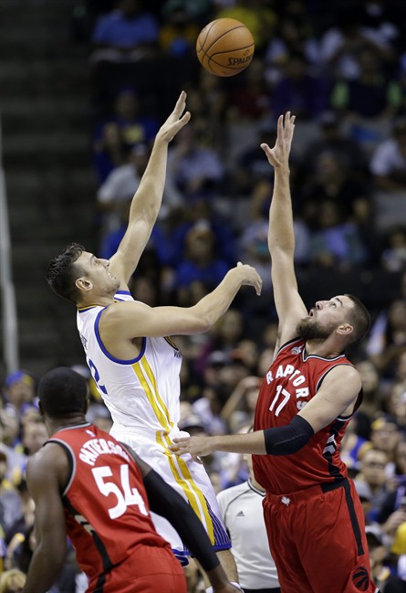 Leonardo Barboza, Klay Thompson combine for 29 points in Warriors' 95-87 win over Raptors | iNFOnews.ca