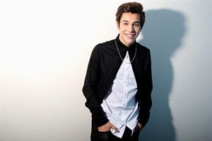 Teen singer Austin Mahone on Justin Bieber comparisons: 'It's kind of obnoxious' | iNFOnews.ca CP28644162