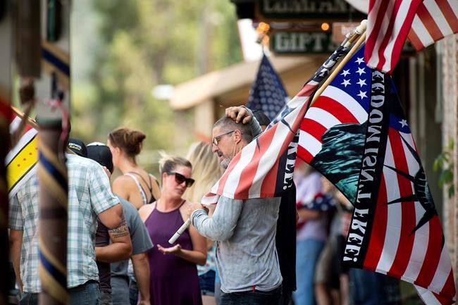 Fire turns Yosemite National Park smoky, hurts businesses | iNFOnews.ca Fire turns Yosemite National Park smoky, hurts businesses | iNFOnews.ca