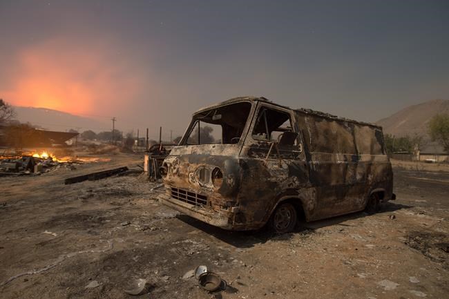 Evacuated residents in limbo as wildfire burns in California | iNFOnews.ca Evacuated residents in limbo as wildfire burns in California | iNFOnews.ca