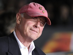 Tony Scott cremated; family creates film scholarship to honour 'Top Gun' director | iNFOnews.ca CP19909394