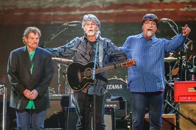 Alabama postpones 50th anniversary tour over singer's health | iNFOnews.ca