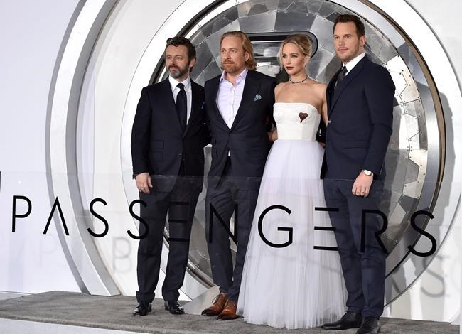 Q&A: Lawrence, Pratt, Sheen got pretty close on 'Passengers' | iNFOnews.ca