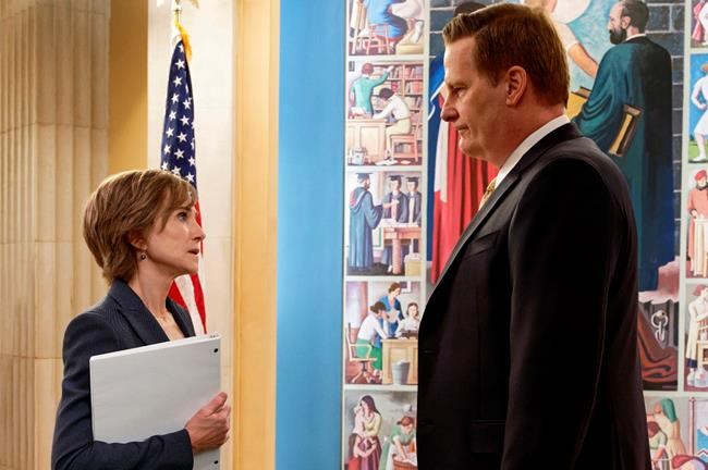 Holly Hunter suits up as US prosecutor in 'The Comey Rule' | iNFOnews.ca