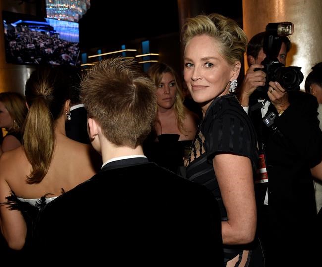 Behind the scenes at the Golden Globes: schmoozing, snacking | iNFOnews.ca Behind the scenes at the Golden Globes: schmoozing, snacking | iNFOnews.ca