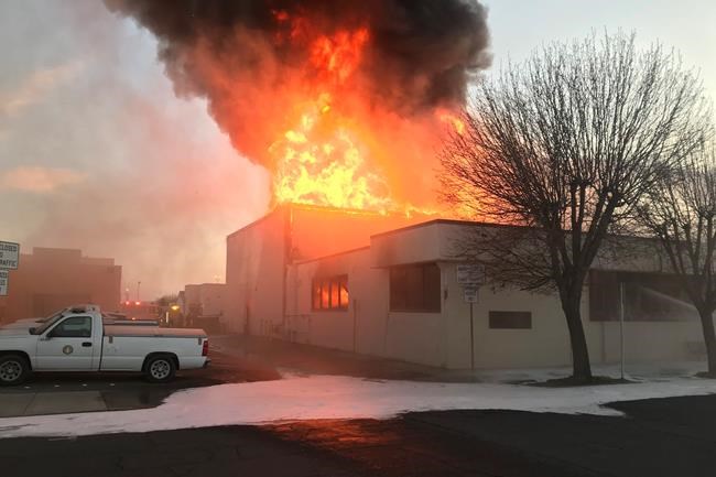 Body of 2nd firefighter in California library blaze found | iNFOnews.ca