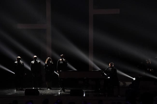 Aretha Franklin honoured with star-studded tribute concert | iNFOnews.ca