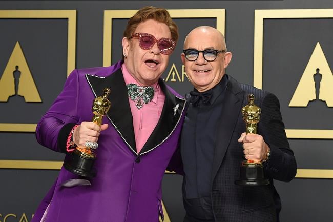 Almost-EGOTs Elton John, Hildur Guðnadóttir win music Oscars | iNFOnews.ca