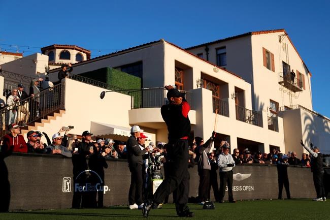 Justin Thomas opens up a 4-shot lead at Riviera | iNFOnews.ca Justin Thomas opens up a 4-shot lead at Riviera | iNFOnews.ca