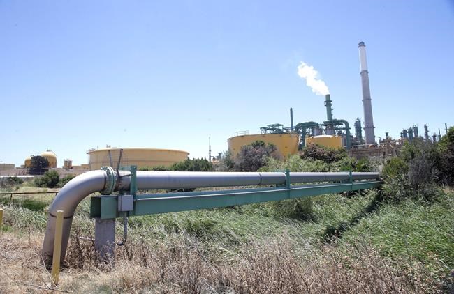 Brown, Bloomberg announce plan to track climate progress | iNFOnews.ca