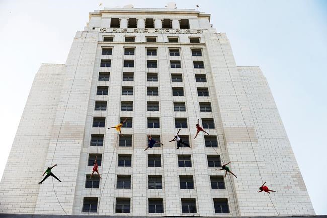 Los Angeles' piano-playing mayor declares 'La La Land' day | iNFOnews.ca Los Angeles' piano-playing mayor declares 'La La Land' day | iNFOnews.ca