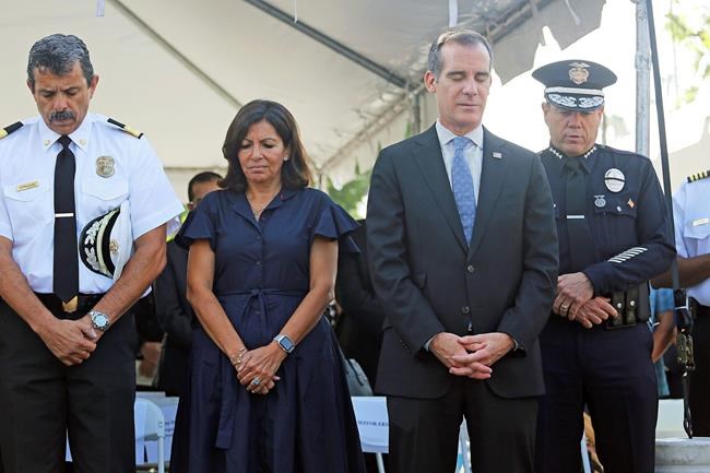 Los Angeles, Paris mayors talk climate, homeless, Olympics | iNFOnews.ca CP1962074573