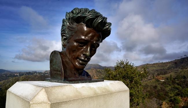 James Dean revival spurs debate on raising the digital dead | iNFOnews.ca