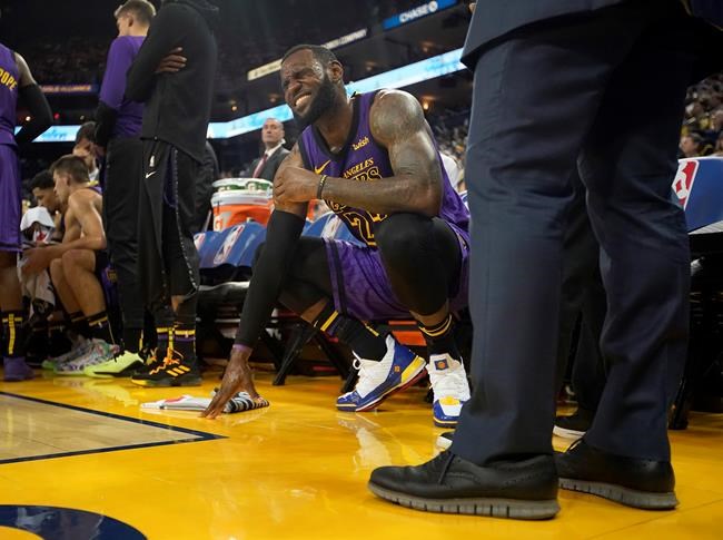 James' MRI shows groin strain, Lakers say he's day to day | iNFOnews.ca CP429552784
