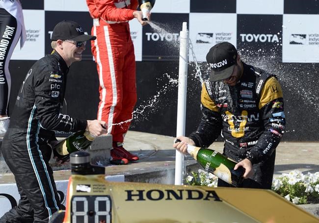 Hinchcliffe grabs 1st victory since near-fatal 2015 accident | iNFOnews.ca CP345468976