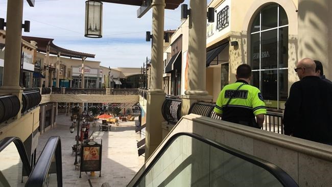 Police: Gunman kills ex-wife at California mall, wounds self | iNFOnews.ca