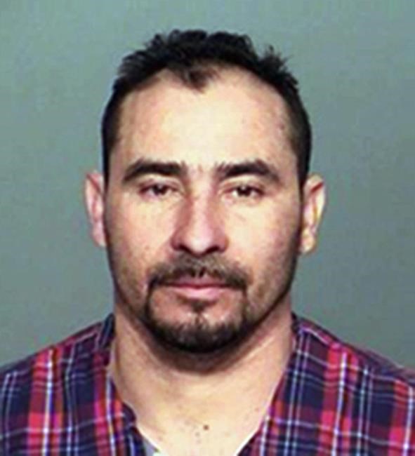 Police: Suspect in Colts player's crash death deported twice | iNFOnews.ca