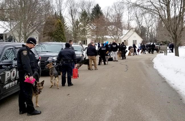 Officers, K9 partners visit girl with inoperable brain tumour | iNFOnews.ca Officers, K9 partners visit girl with inoperable brain tumour | iNFOnews.ca