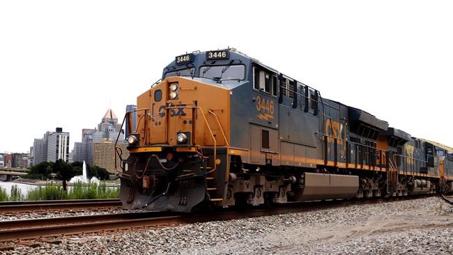Railroads to renew push for one-man crews in contract talks | iNFOnews.ca