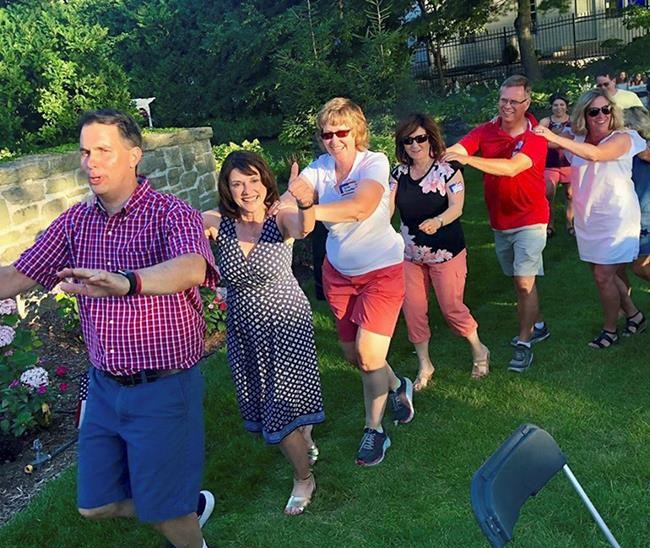GOP Senate candidate joins Gov. Walker in conga line | iNFOnews.ca CP1962860055