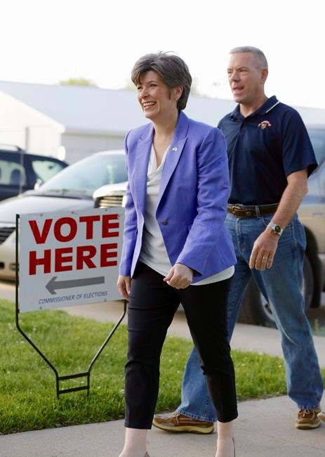 Spokeswoman: US Sen. Joni Ernst of Iowa is getting a divorce | iNFOnews.ca Spokeswoman: US Sen. Joni Ernst of Iowa is getting a divorce | iNFOnews.ca