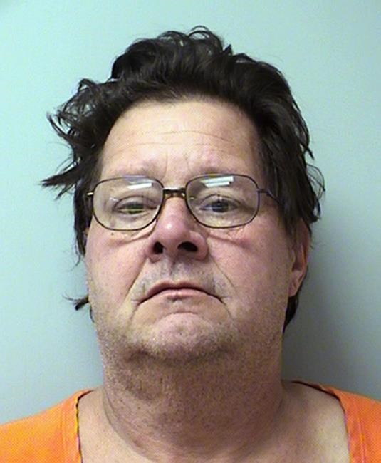 Wisconsin man accused of locking woman in wooden box | iNFOnews.ca