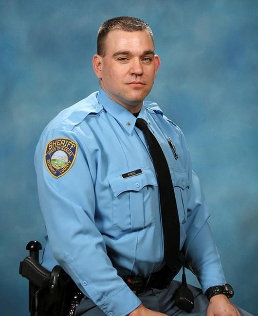 Officials: Felon fatally shot Kansas deputy during arrest | iNFOnews.ca Officials: Felon fatally shot Kansas deputy during arrest | iNFOnews.ca
