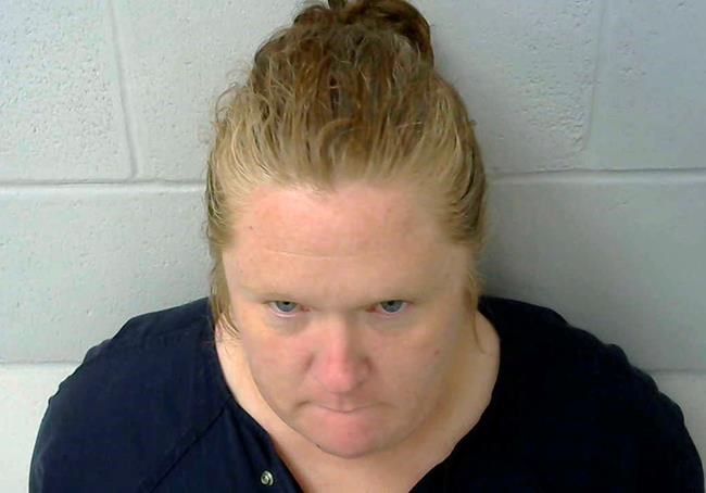 1 teen dead, 2 hurt in Oklahoma shooting; woman in custody | iNFOnews.ca CP556056422