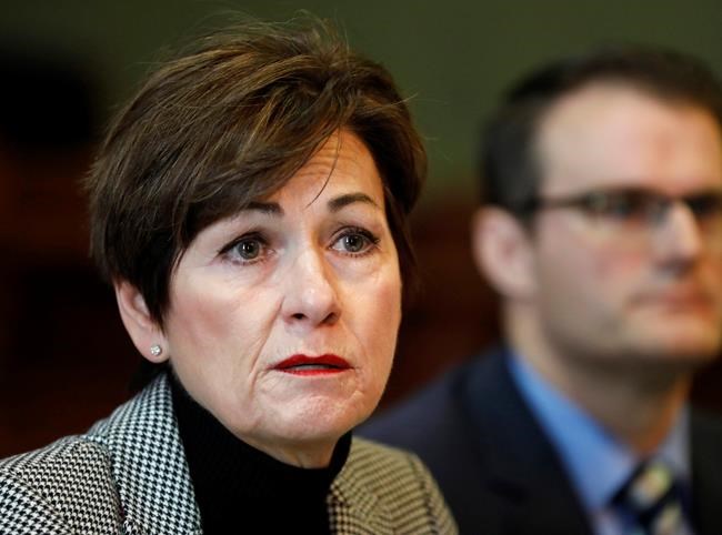 Iowa governor flew to game on vendor's plane | iNFOnews.ca