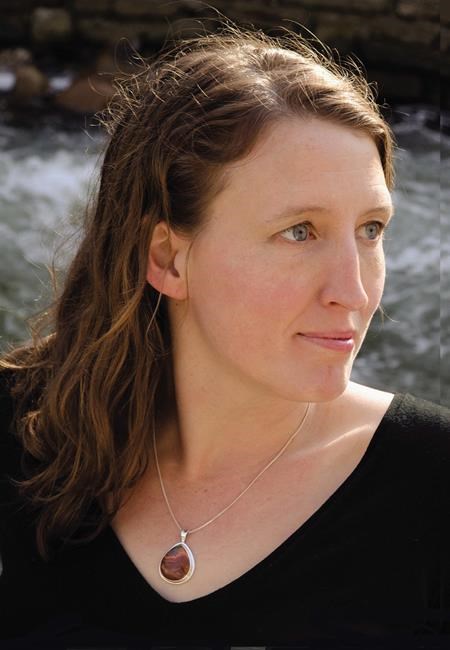 Minnesota author Kelly Barnhill wins Newbery Medal | iNFOnews.ca Minnesota author Kelly Barnhill wins Newbery Medal | iNFOnews.ca