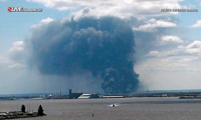 Smoky fire that forced evacuations out at Wisconsin refinery | iNFOnews.ca Smoky fire that forced evacuations out at Wisconsin refinery | iNFOnews.ca