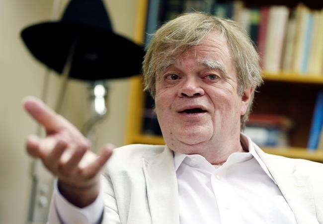 Garrison Keillor suffers brain seizure, but show goes on | iNFOnews.ca Garrison Keillor suffers brain seizure, but show goes on | iNFOnews.ca