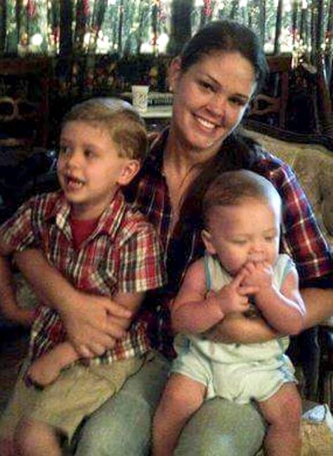 City to settle with family of Iowa woman killed by officer | iNFOnews.ca