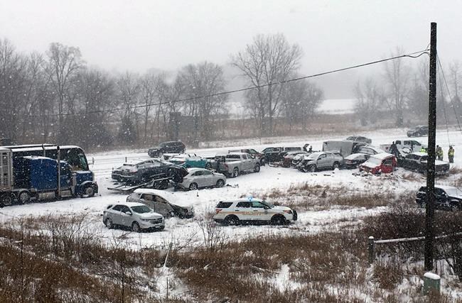 Snow causes hundreds of crashes; 5 killed on Missouri roads | iNFOnews.ca