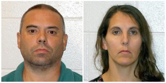 Authorities charge Wisconsin couple accused of caging kids | iNFOnews.ca