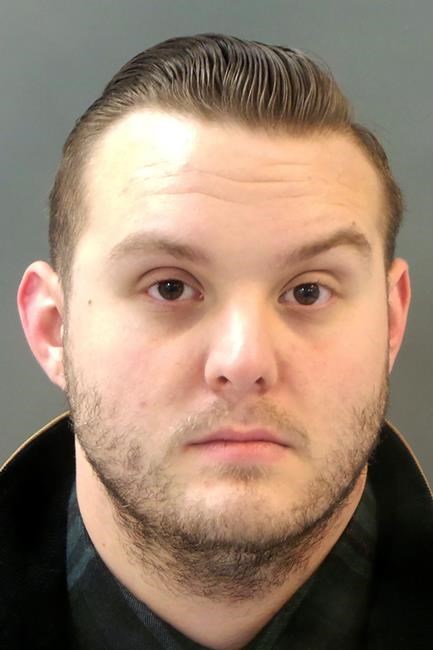 Charges: St. Louis officer shot unarmed suspect in back | iNFOnews.ca