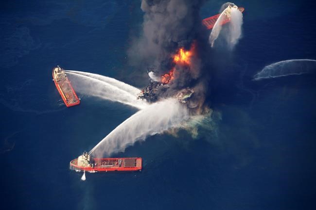 Trump scraps Obama policy on protecting oceans, Great Lakes | iNFOnews.ca